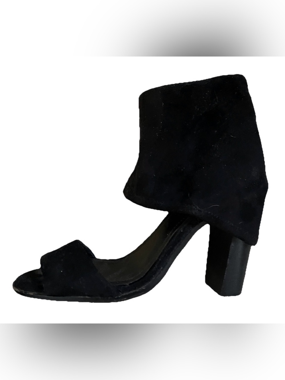 BCBGeneration CUFFED Black SUEDE LEATHER Heels Size 6M